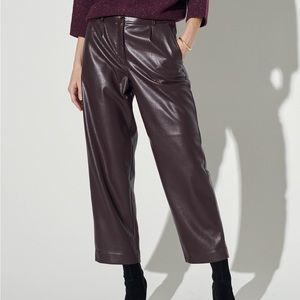 The Reset Faux leather pant & Sweater